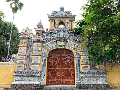 An Dinh Palace